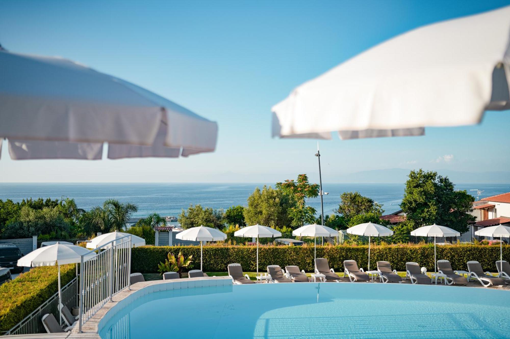 Sentido Michelizia Tropea Resort Dış mekan fotoğraf
